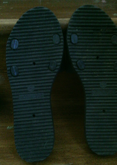 Flip flops - Picture 4 of 6